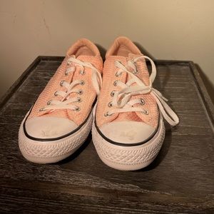 Low top Converse (Light pink)